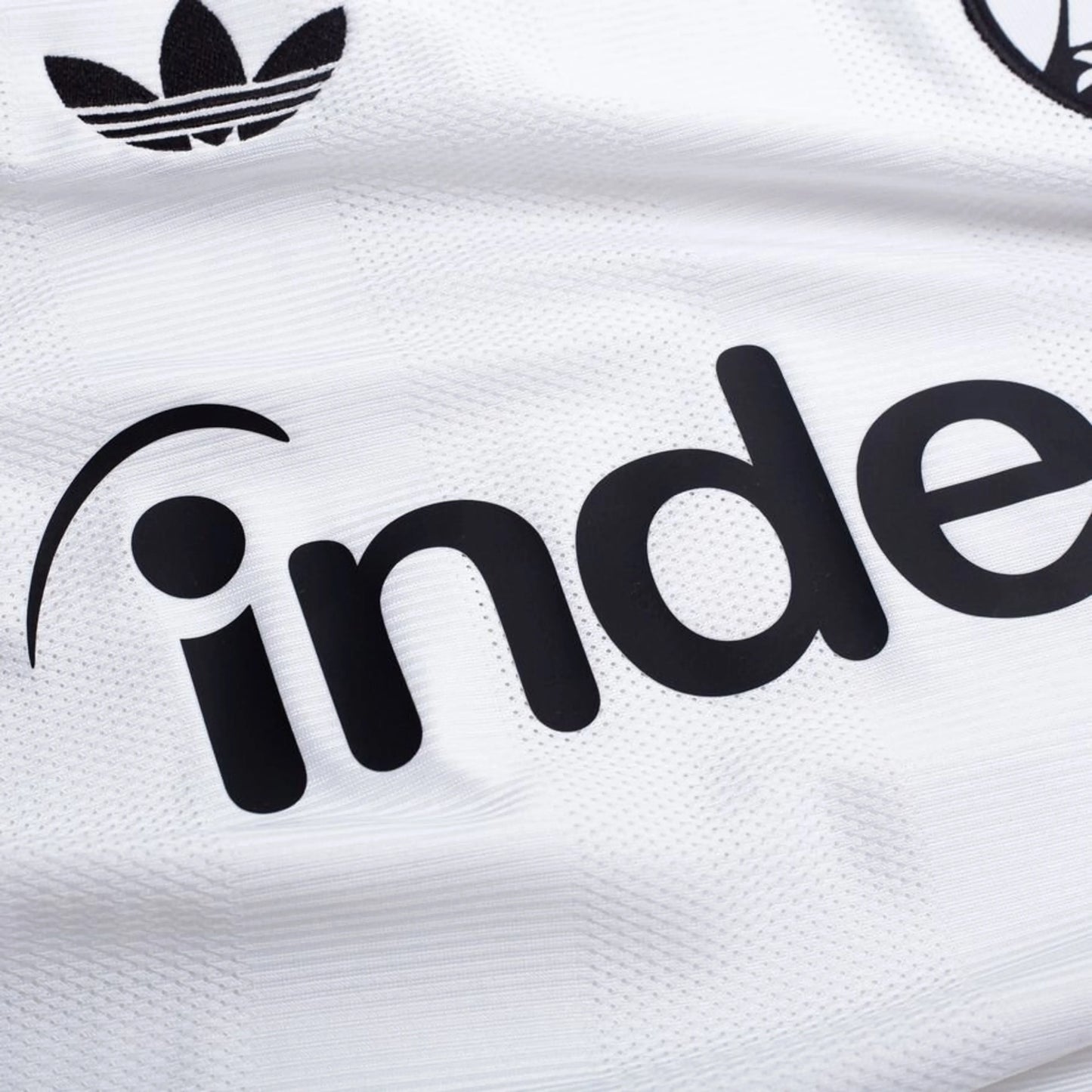 EINTRACHT FRANCFORT MAILLOT EXTERIEUR 2026/27